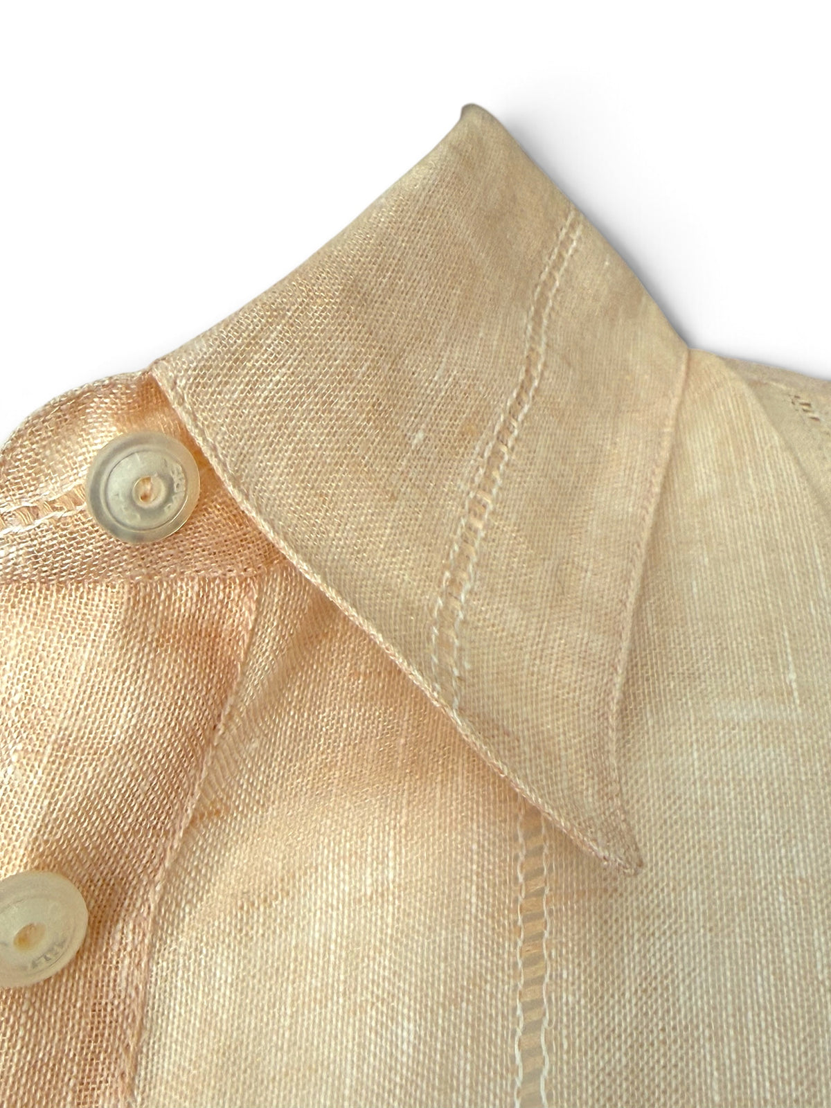 Chanel Sleeveless Linen Blouse – Soft Peach, Size 40 (Made in Italy, Circa 1999)