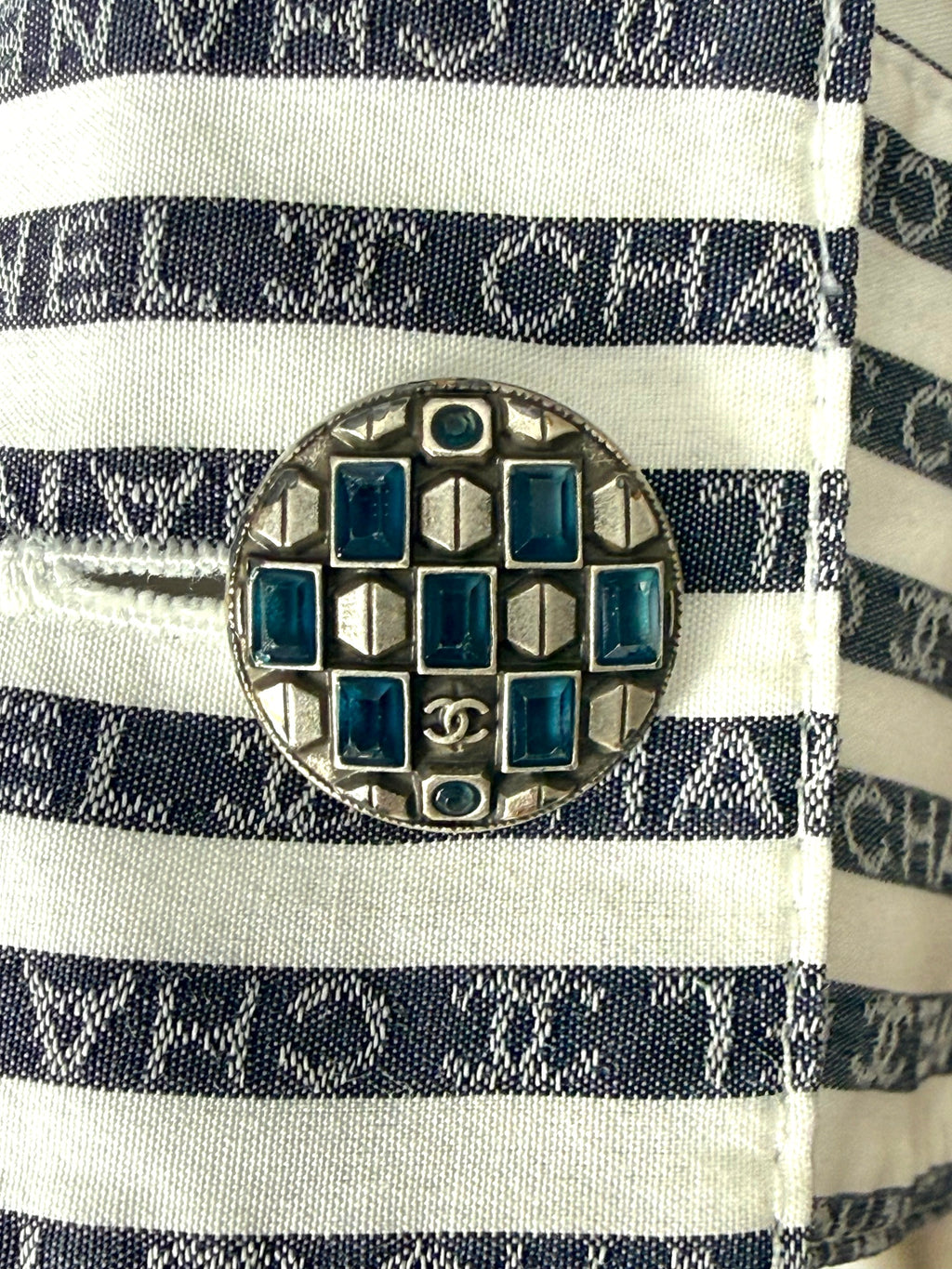 Chanel Logo Stripe Long Sleeve Shirt – 100% Cotton – Size 42 – Made in Italy – LegitGrails Authenticated