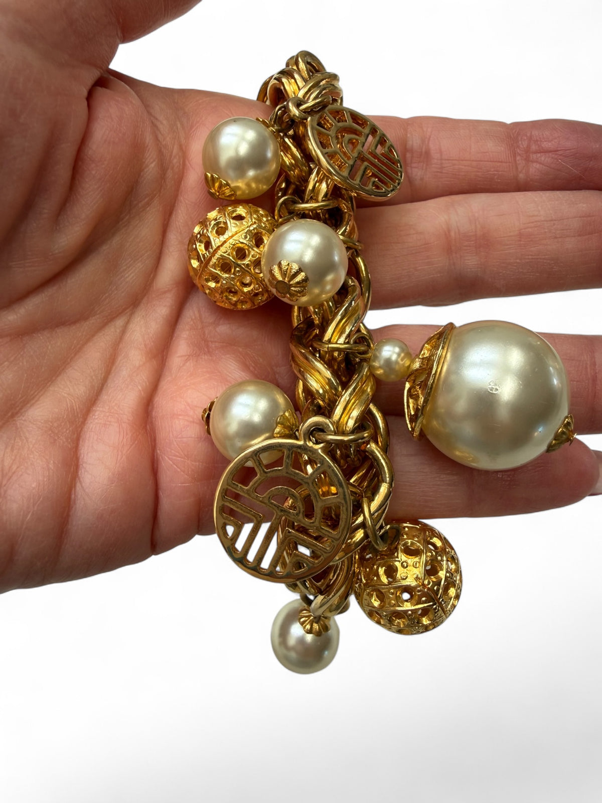 Vintage Louis Féraud Bijoux Gold Pearl Charm Bracelet
