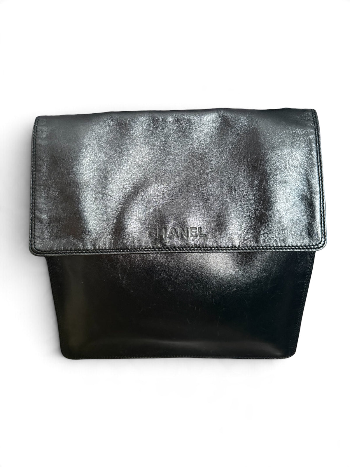Chanel Vintage Black Leather Messenger Shoulder Bag with Embossed Logo – Made in Italy