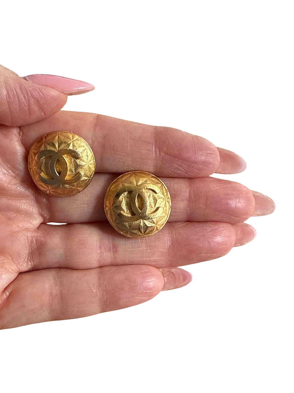 Chanel Round “CC” Logo Matelasse Pattern Gold Plated Clip-On Earrings