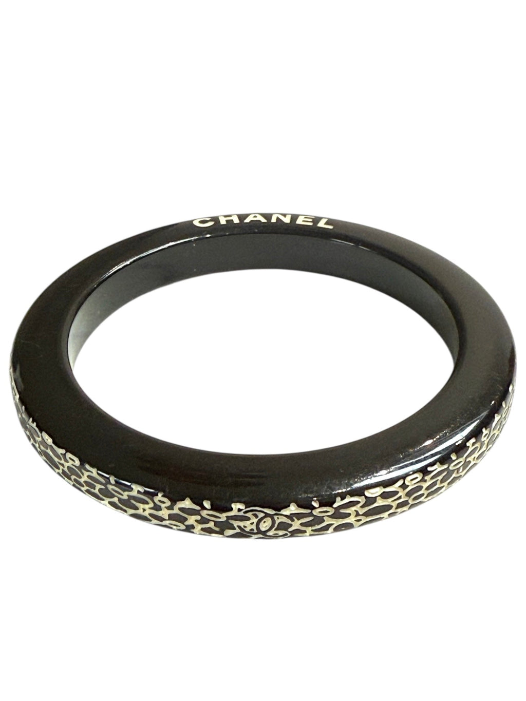 Chanel Floral Carved Resin Black and White Bangle