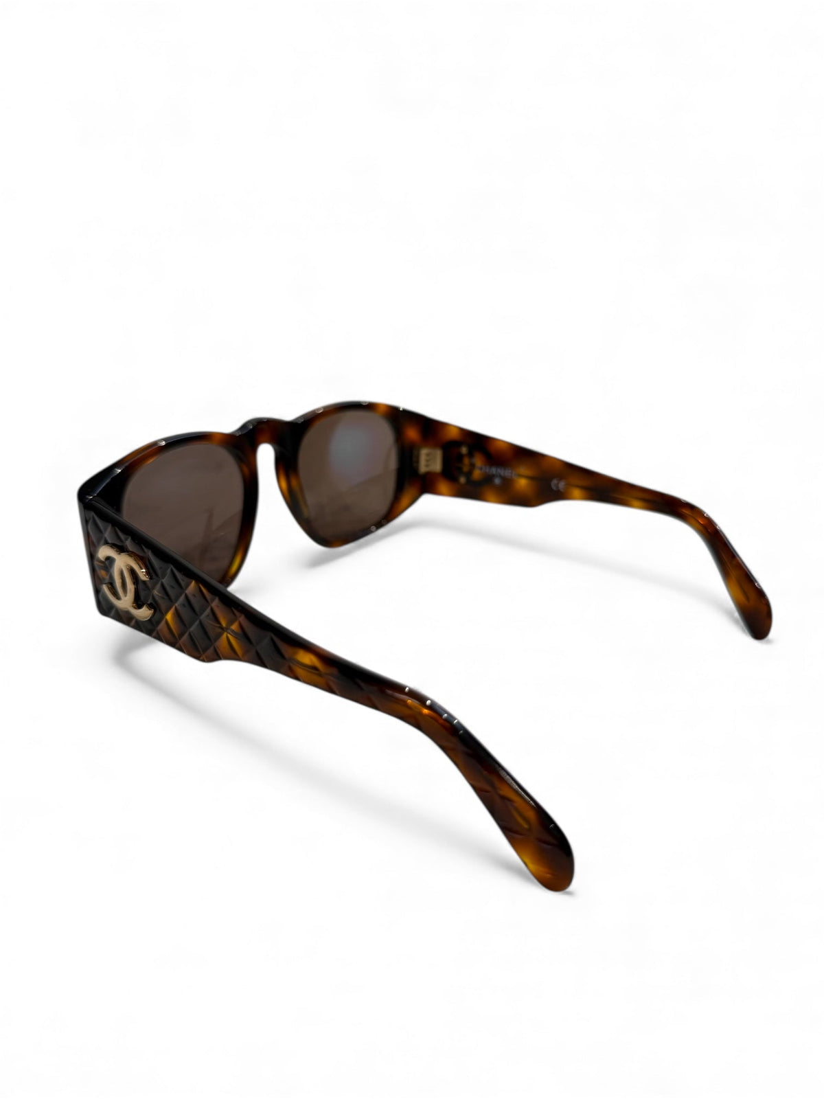 Chanel Matelassè “CC” Logo Tortoiseshell Effect Dark Brown Sunglasses