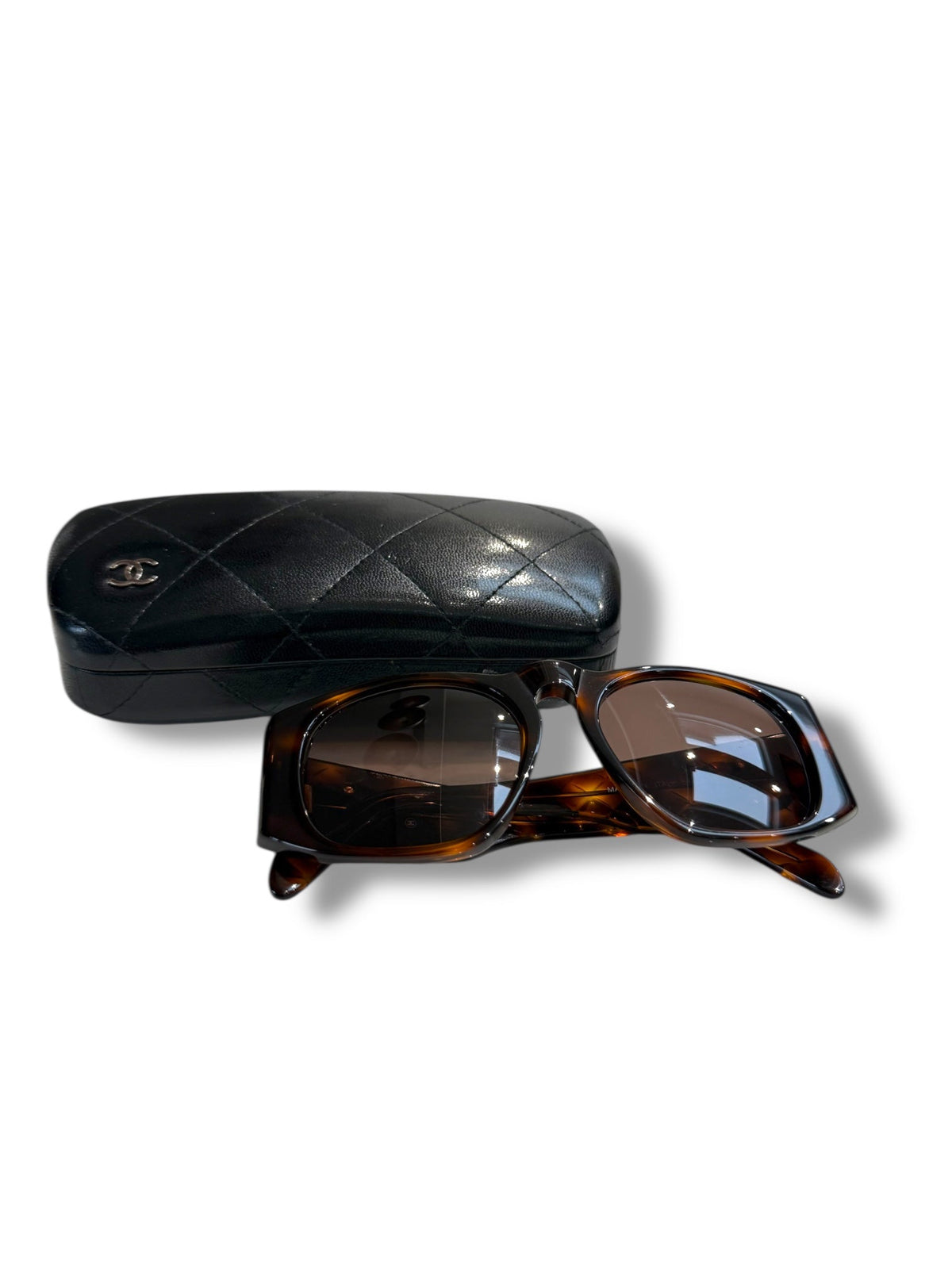 Chanel Matelassè “CC” Logo Tortoiseshell Effect Dark Brown Sunglasses