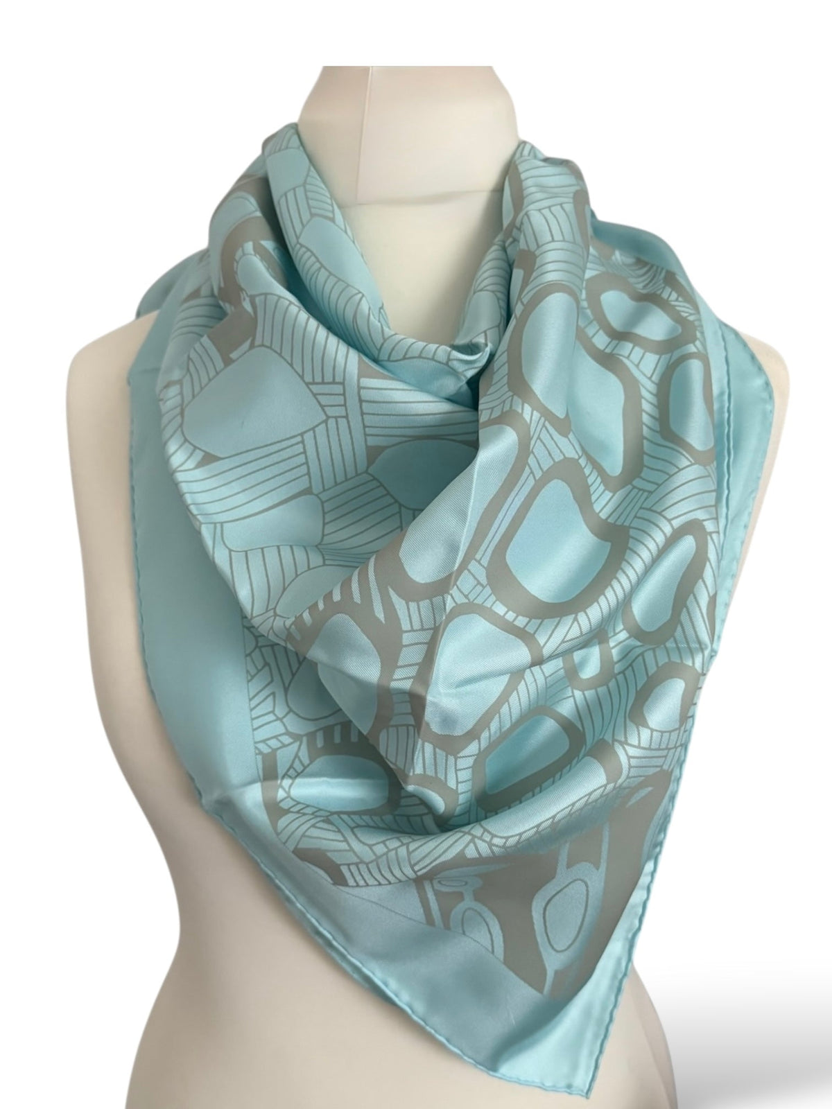 Hermès Silk Scarf Grands Fonds Pattern in Pale Blue