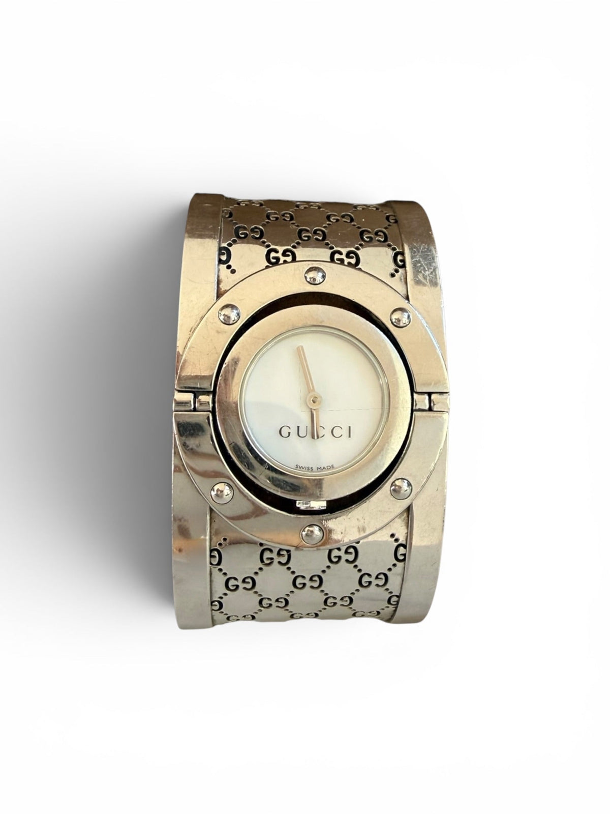 Vintage Gucci Twirl Series 112 Pearl Dial GG Bangle Watch