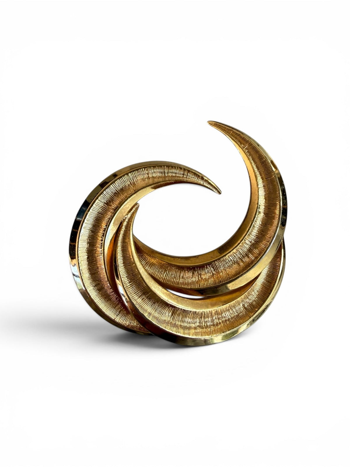 Grosse Vintage Gold Tone Swirl Brooch